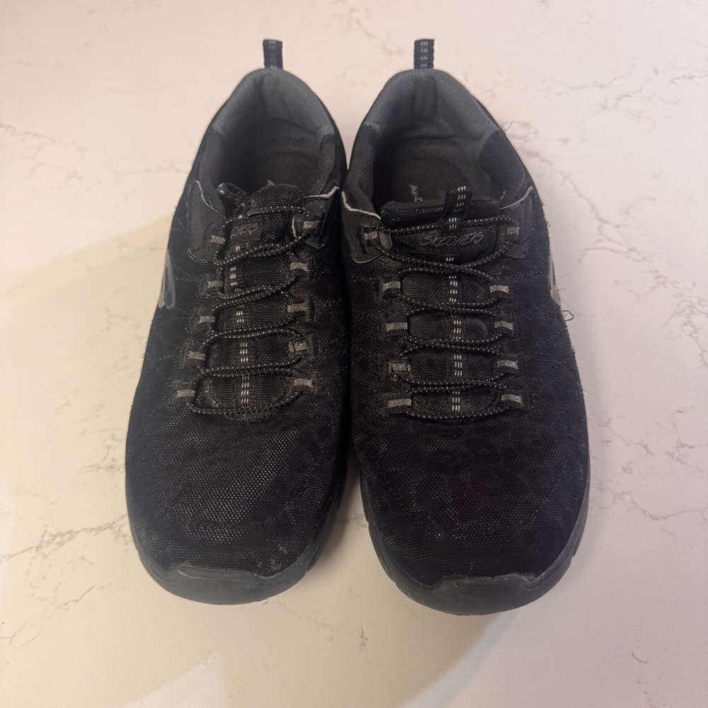 Skechers Black Walking Sneakers | Women’s 9.5 | Lightweight Comfort